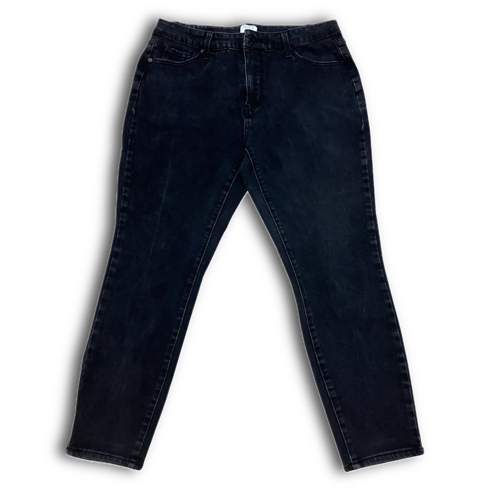 Women's Black Skinny Jeans. Size 14 Short